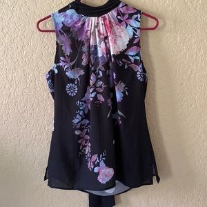 Floral blouse, size M, from NY&C